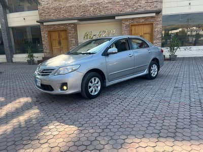 Toyota Corolla Altis 1.6 2013 Automatic