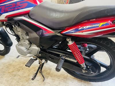Honda cb 125 f