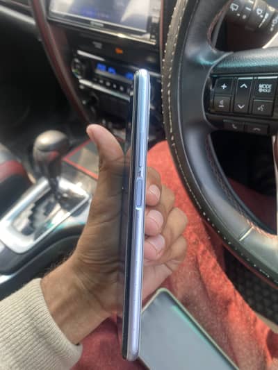 Vivo y20 with box and charger