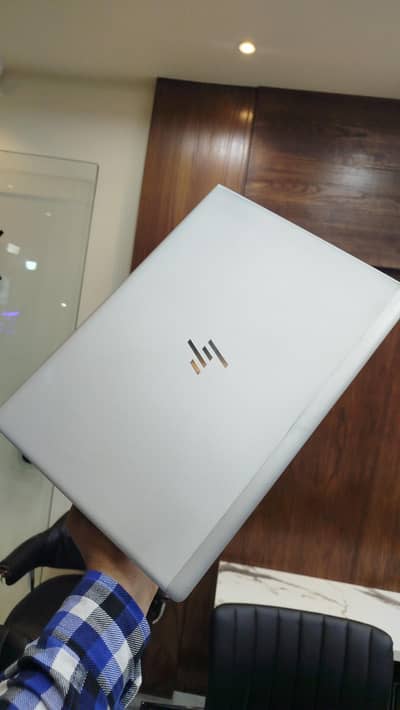 HP Elitebook 840 G5 Core i5 8th Gen, 8GB, 256GB SSD,14″ FHD