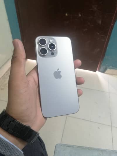 Iphone 15 pro max 256gb natural Jv with box and charger and cable