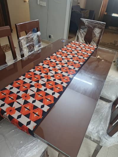 6 seater Dining Table