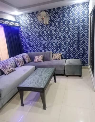 Two bedroom phr day short Time apartment available bahria twon