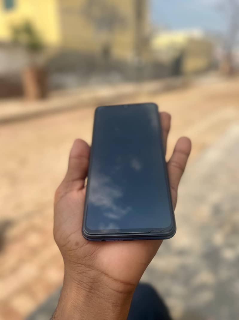 Vivo V21 e: Elevate Your Mobile Experience 6