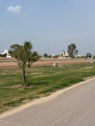 40FT ROAD PLOT ALL DUES CLEAR