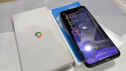 Google pixel 4XL 10by10 with box great camera 