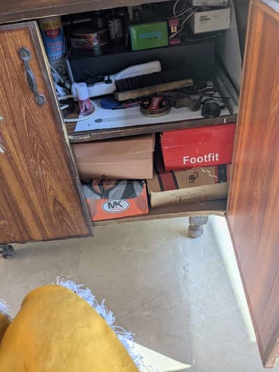 Iron stand with under space