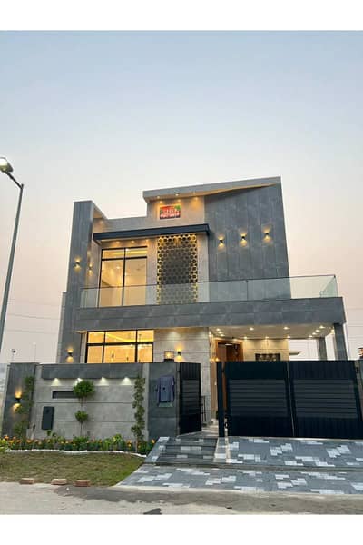 Ultra-Modern Elevation House with Basement for Sale in DHA Lahore Phase 4 KK Block Prime Location Near Ring Road & Y Block, 5 Beds with Attached Baths, Top-Notch Interior & A+++ Construction at Reasonable 6.75 (Negotiable)