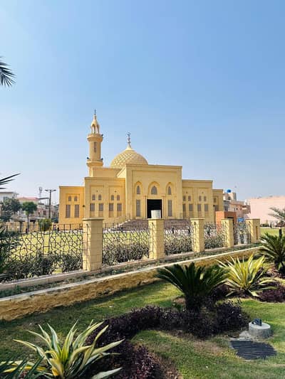 **Prime 10 Marla Plot For Sale In Park View City, Lahore**