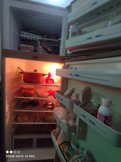 Haier Refrigerator Model HRF-368 U