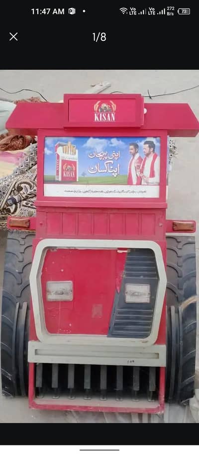 Cigarette rakhne ka display stand for sale, light bilkul working 