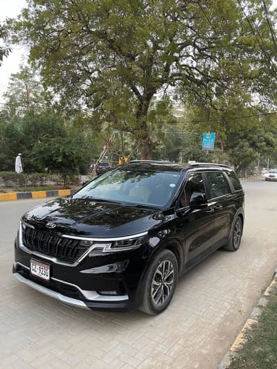 KIA CARNIVAL GLS AVAILABLE FOR SALE