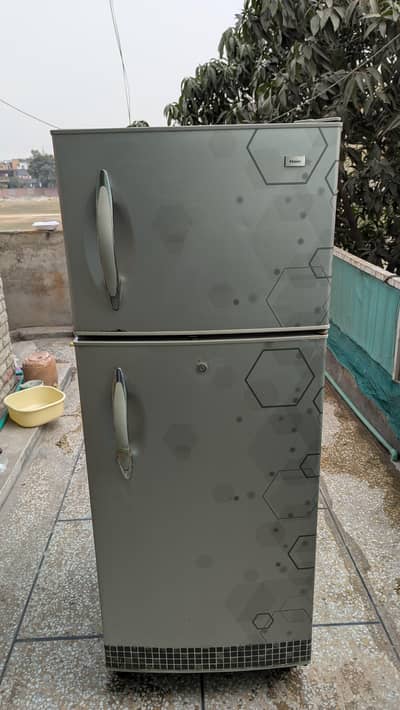 Haier Fridge 14 cubic feet refrigerator