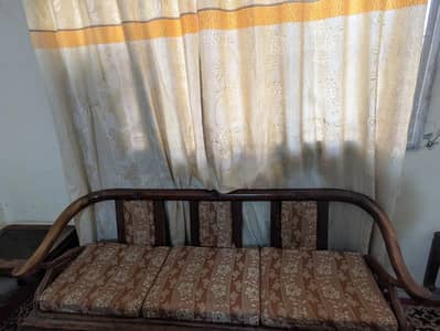 5 seater sofa set with 2 side tables and 1 center table