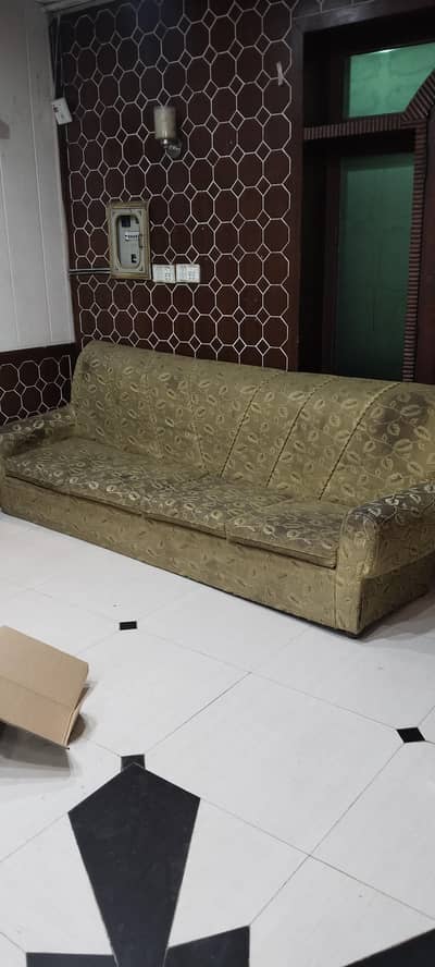 4 Seater Sofa Single Piece Available For Sale Good Condition. . .