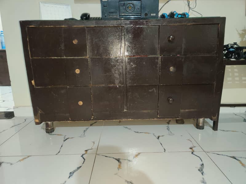 Bed | Side Tables | Dressing 5