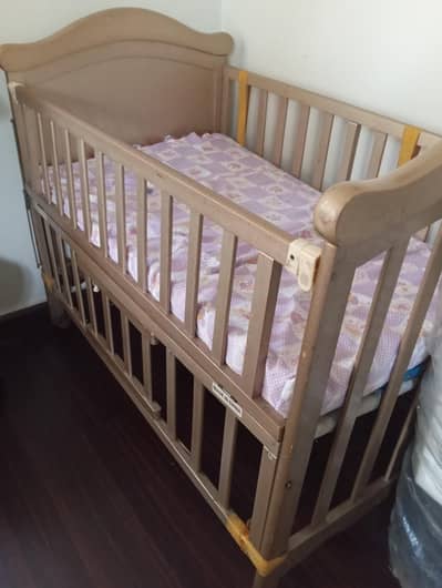 baby cot bed