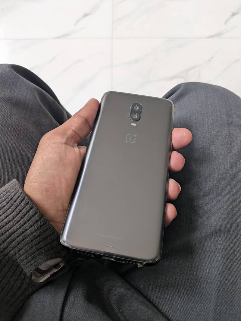 OnePlus 6t 1