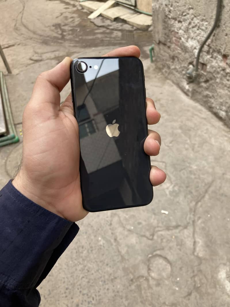 Iphone se 2nd generation 1