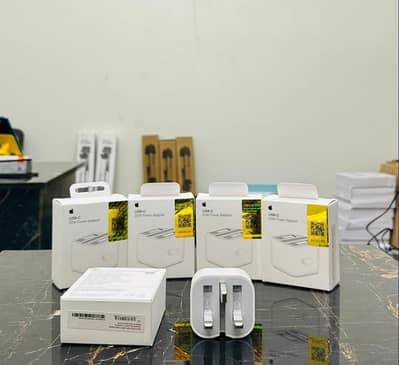 Apple mercantile charger