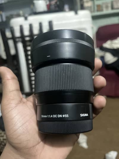 Sigma 56mm 1.4 /f