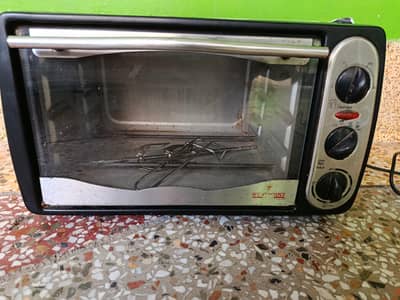 Oven in average condition for sale