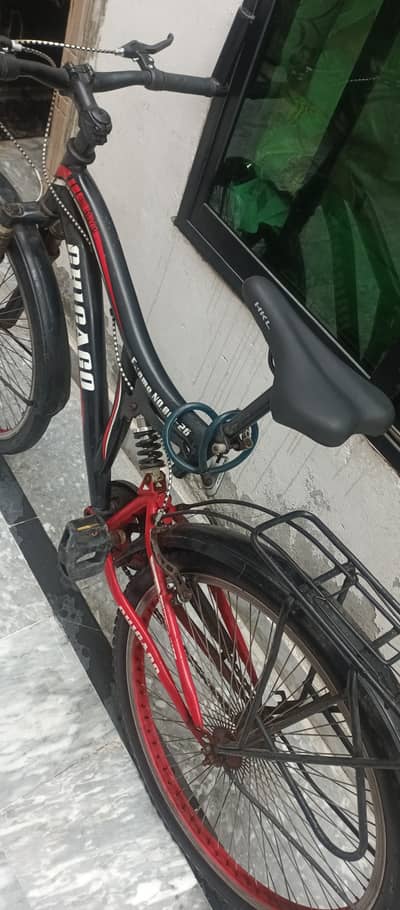 10/9 slightly used strong material everythings fine