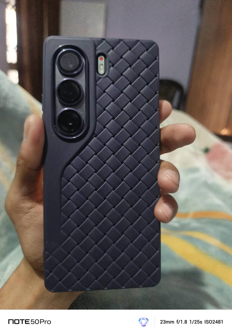 Tecno Camon 40 8/256 0