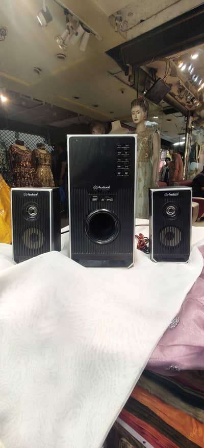 Audionic Home Theater.