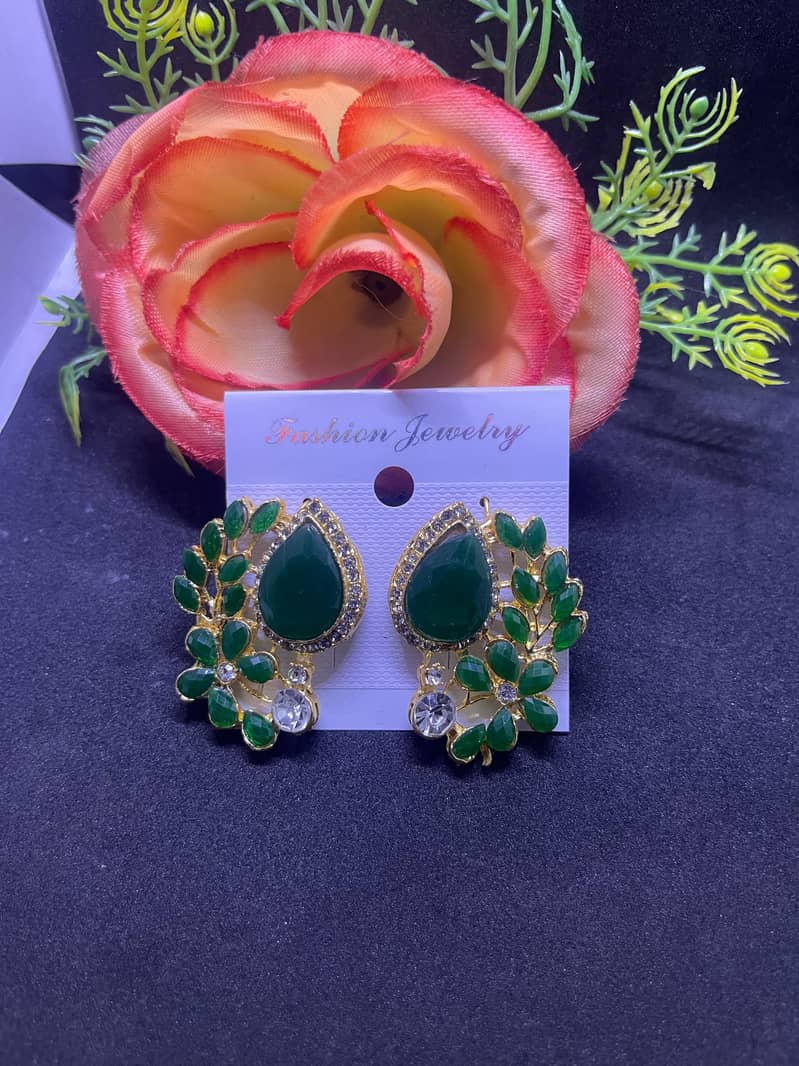 tree shape earrings 1