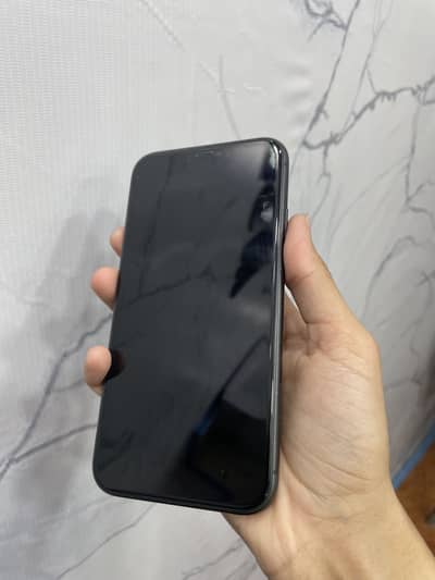 iPhone 11 factory unlock 64 gb 91 battery health