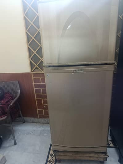 Dawlence 2015 model refrigerator