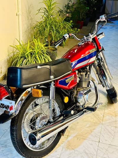 Honda 125cc 1991 model onley WhatsApp 03/40/59/48/7/32