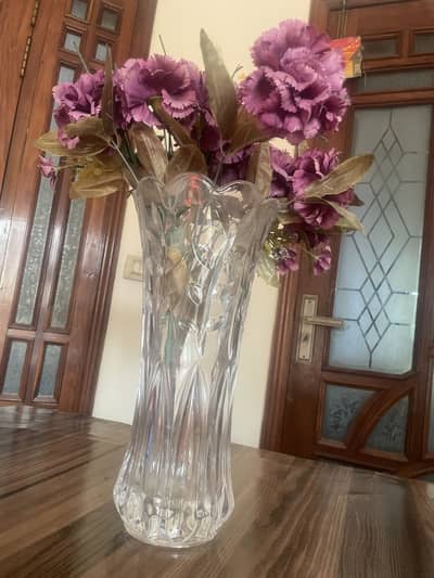 Elegant Crystal Glass Vase for Home Décor