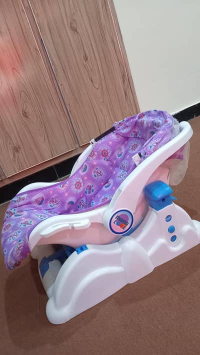 Baby Cot for Sale – Excellent Condition