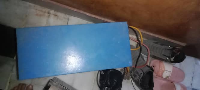 12v battery supported Shaheen gold UPS zabardast condition