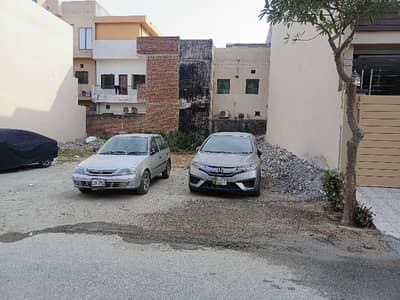 5 MARLA PRIME LOCATION PLOT FOR SALE