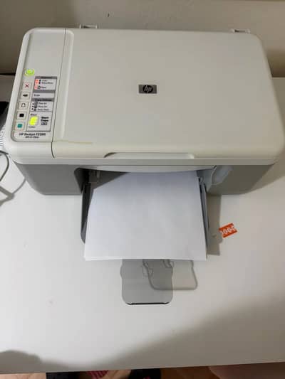 HP Deskjet F2200 All-in-One Printer / Scanner