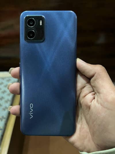 vivo y15s 3/32 with box