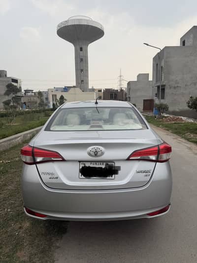 Toyota yaris gli cvt-i 2022