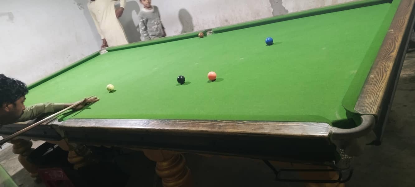 snooker table 0