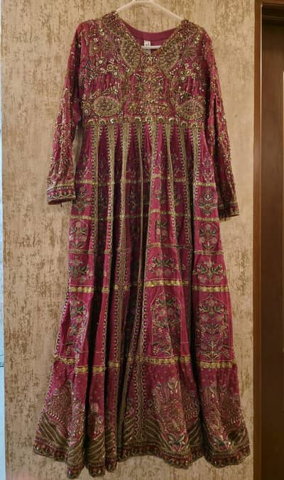 Branded clothes almost new