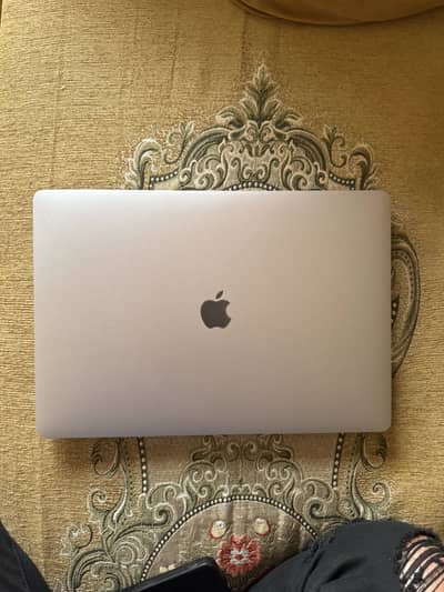 MacBook Pro 2019 | 32GB RAM | 1TB SSD | 4GB Graphics