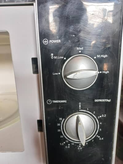 Dawlance microwave oven