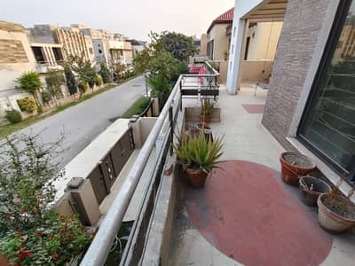 10 Marla Brand New House For Sale In Phase 8 Ex Air Avenue DHA Lahore