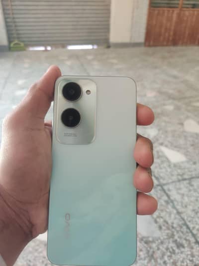 vivo y18 urgent for sale what's app. 03085258028