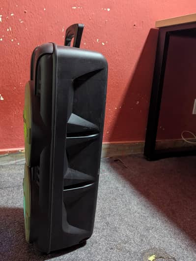 brand new speaker for sale