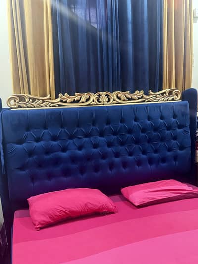 Blue velvet bed set