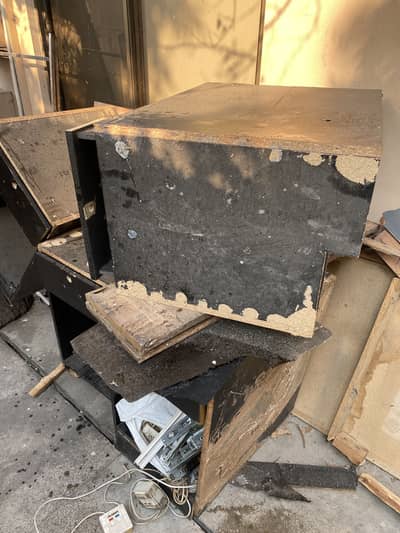 Cabin and sheet material