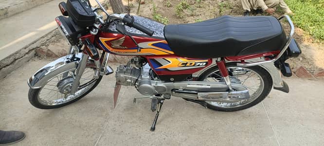 I won't to sell my bike CD 70 slitly Us